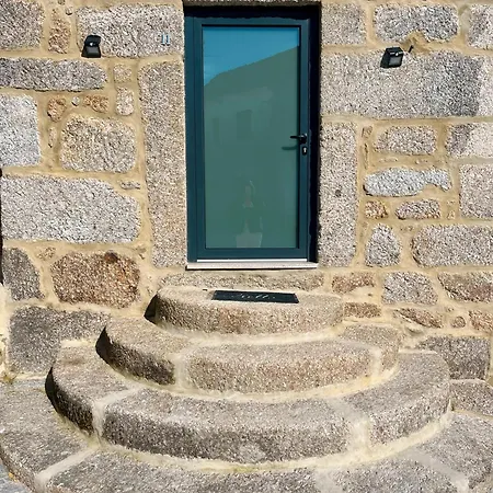 Casas Chao Da Roseira * سيلوريكو دا بيرا
